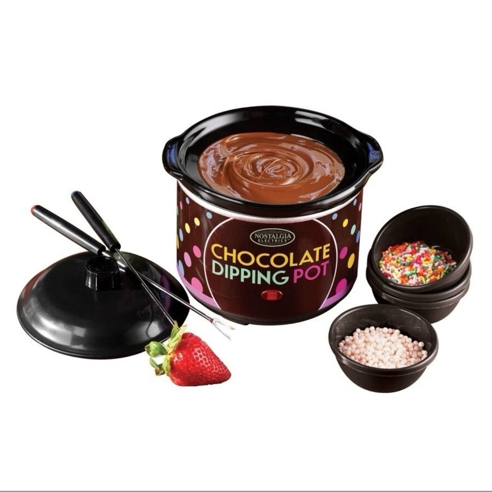 Nostalgia Chocolate Fondue Set with Black Lid